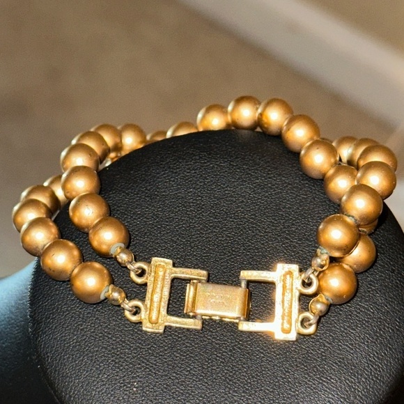 Golden Pearl double strand Bracelet with gold clasp - Picture 6 of 7
